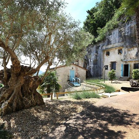 Bed and Breakfast Chez Les Grottes Longare Esterno foto